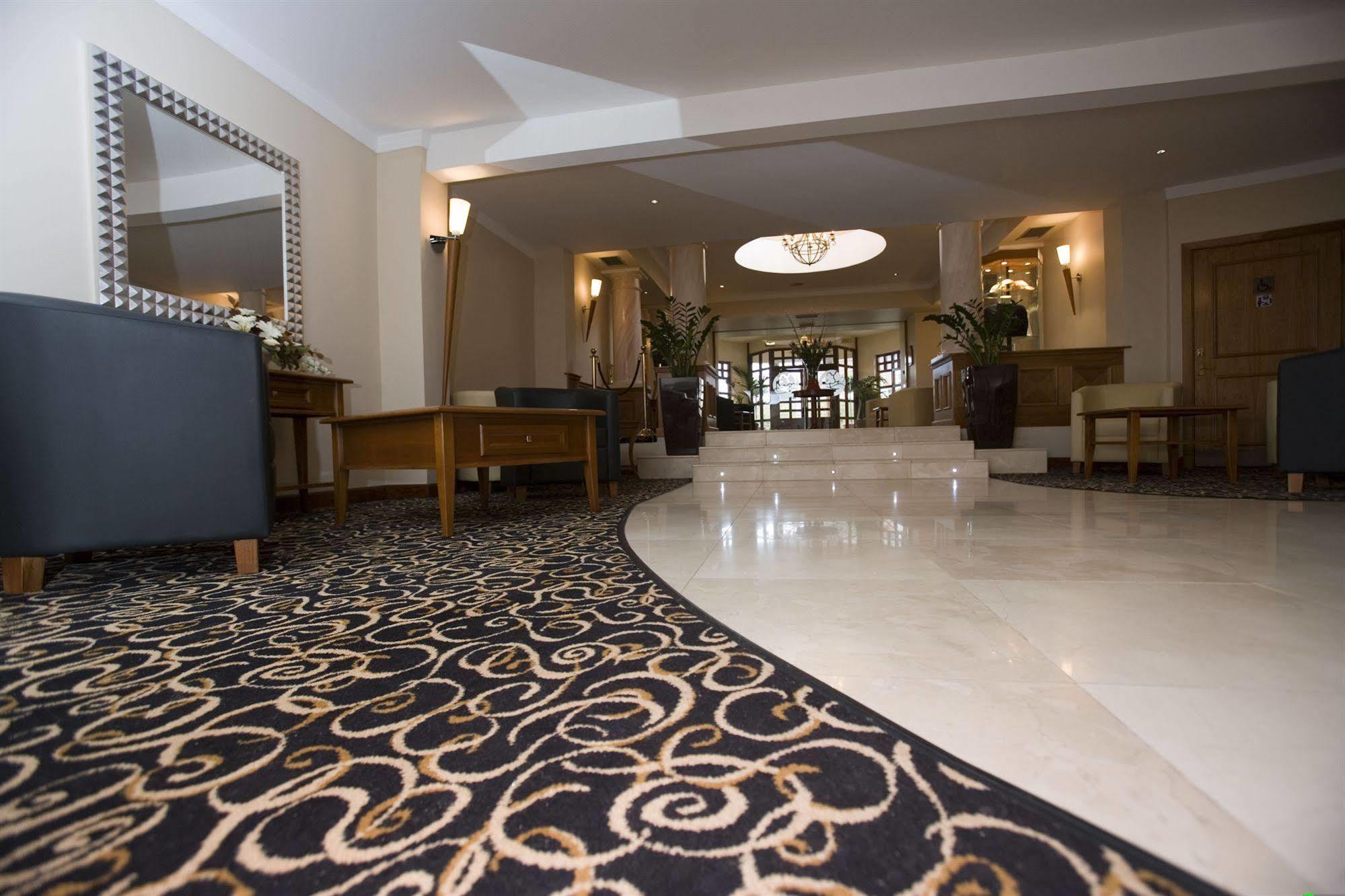 Bryn Meadows Golf, Hotel & Spa Blackwood  Exterior foto
